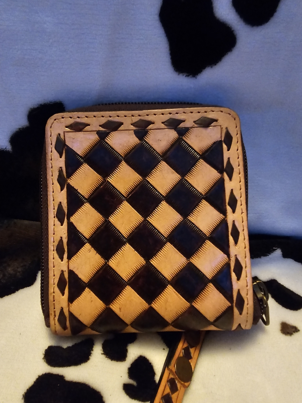 Handcrafted Woven Leather Zip Wallet - Tan & Dark Brown - Picture 2 of 5